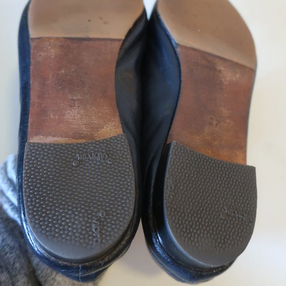 WOMENS MANOLO BLAHNIK NAVY BLUE BOW LEATHER FLATS 37 US/7 * - Picture 8 of 10